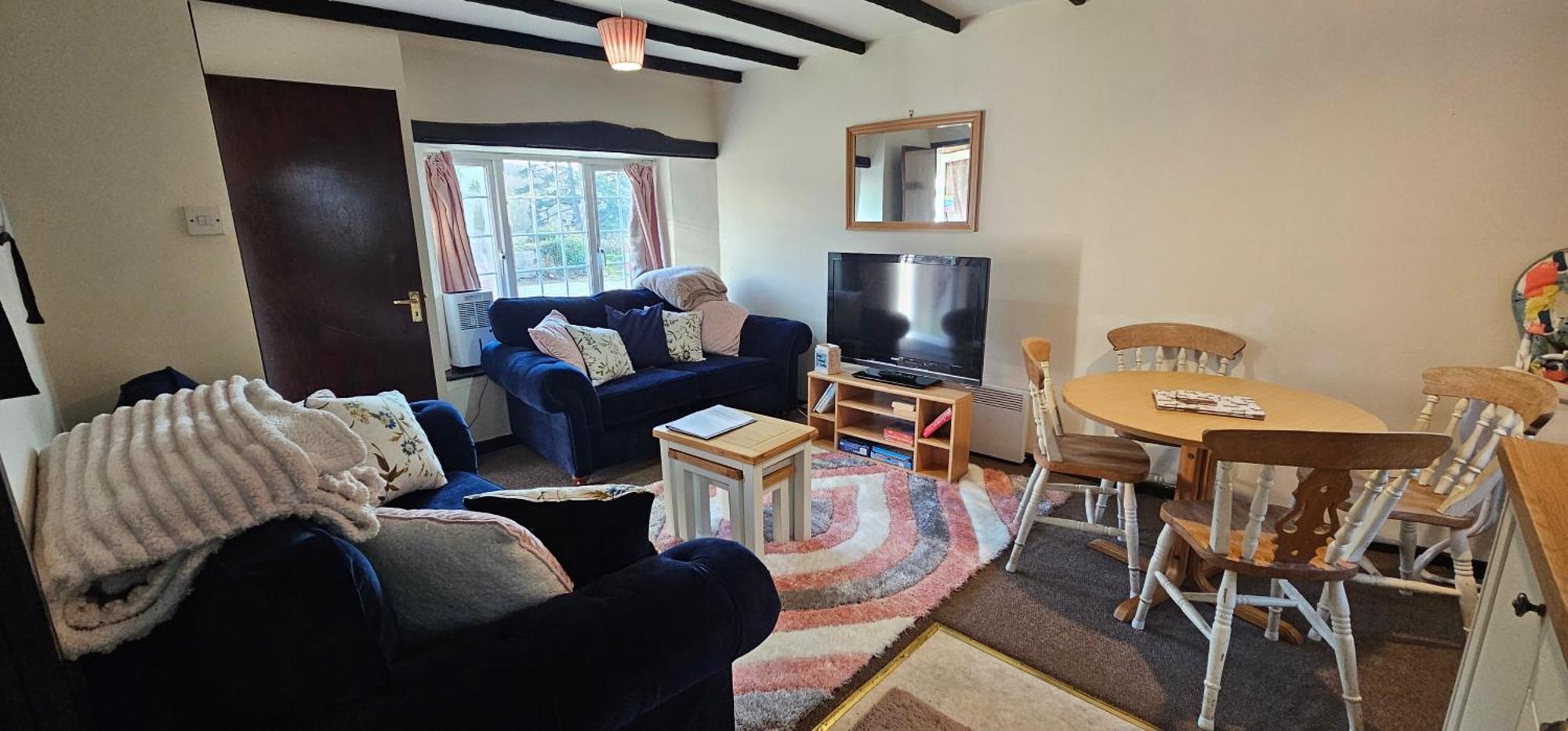No 4 Trelawney Apartment - Onsite Bar - Restaurant - Horse Riding Menheniot Bagian luar foto