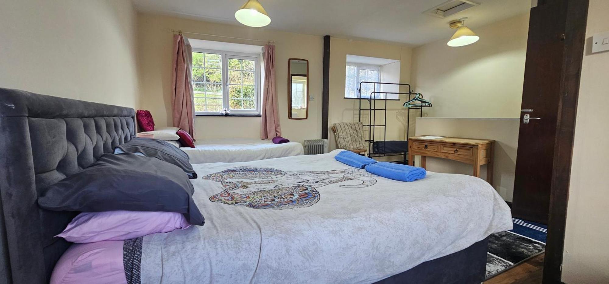 No 4 Trelawney Apartment - Onsite Bar - Restaurant - Horse Riding Menheniot Bagian luar foto
