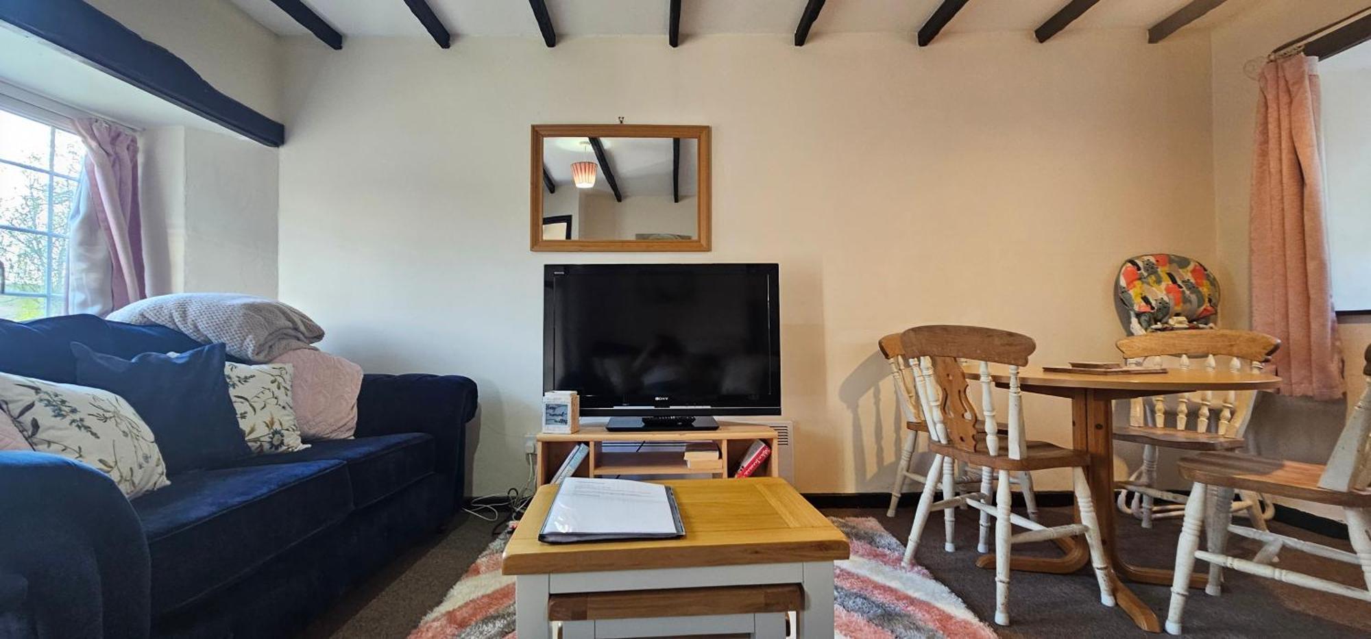 No 4 Trelawney Apartment - Onsite Bar - Restaurant - Horse Riding Menheniot Bagian luar foto